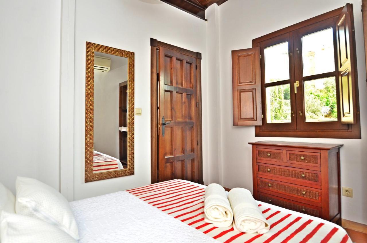 Loft Dar Al- Horra , Terraza, Parking & Vistas Villa Granada Eksteriør bilde